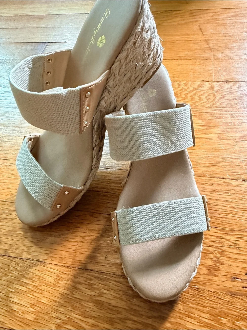Tommy Bahama Cream Beige Elastic Strap Wedge Espadrille Sandals